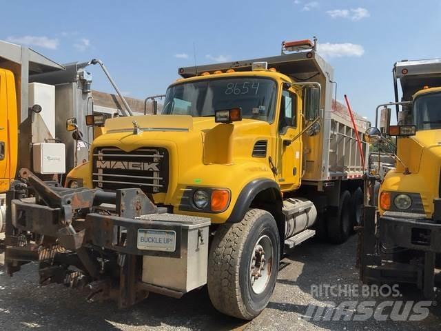 Mack CV713 Lame pentru dezapezire si pluguri