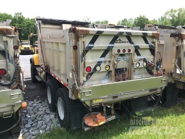 Mack CV713 Lame pentru dezapezire si pluguri