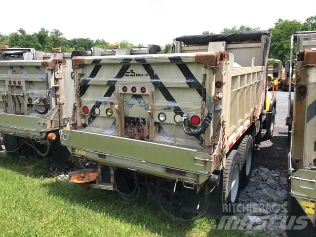 Mack CV713 Lame pentru dezapezire si pluguri