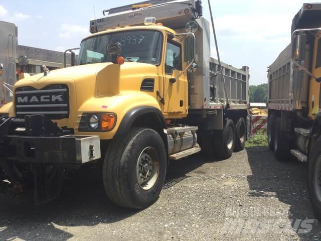 Mack CV713 Lame pentru dezapezire si pluguri