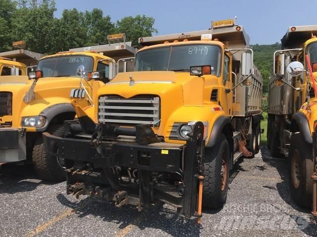 Mack CV713 Lame pentru dezapezire si pluguri
