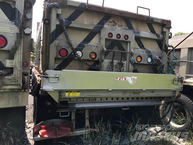 Mack CV713 Lame pentru dezapezire si pluguri