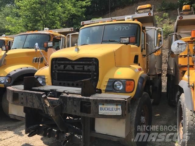 Mack CV713 Lame pentru dezapezire si pluguri
