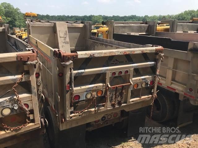 Mack CV713 Lame pentru dezapezire si pluguri