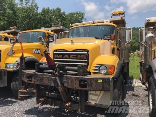 Mack CV713 Lame pentru dezapezire si pluguri