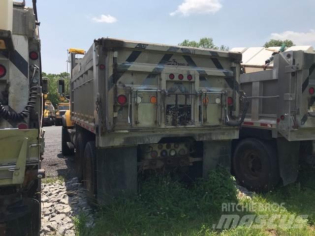 Mack CV713 Lame pentru dezapezire si pluguri