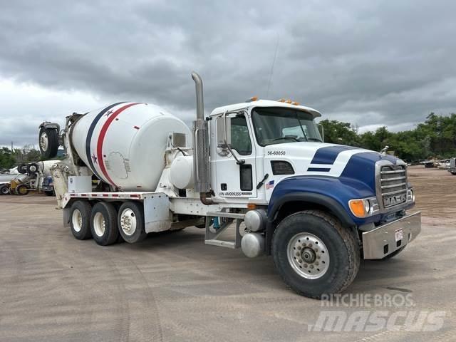 Mack CV713 Altele