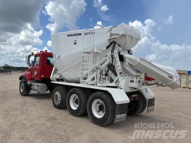 Mack CV713 Altele