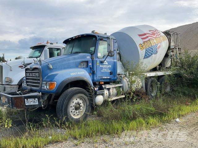 Mack CV713 Altele