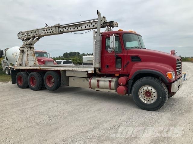Mack CV713 Altele