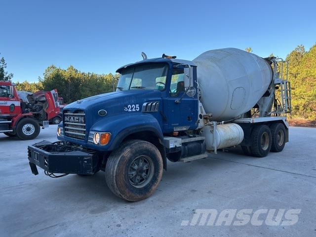 Mack CV713 Altele