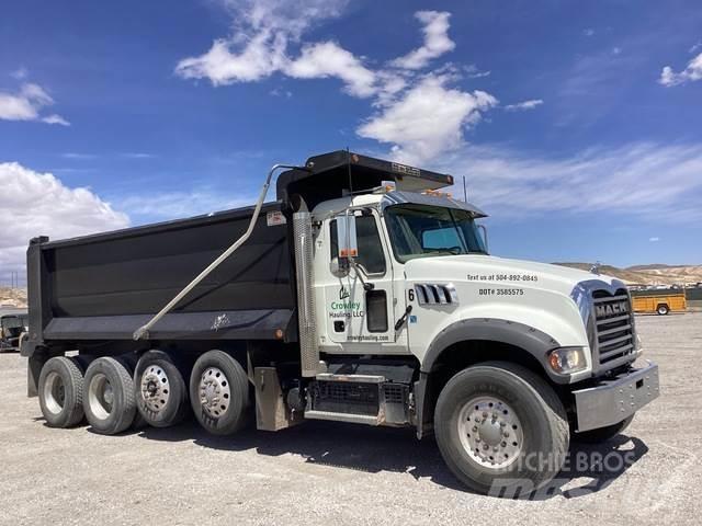 Mack GR104F Autobasculanta
