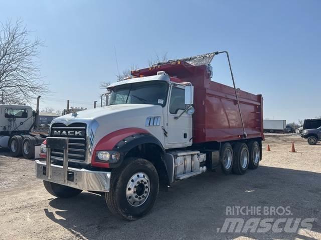Mack GR65F Autobasculanta