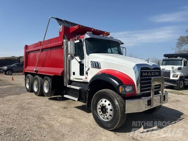 Mack GR65F Autobasculanta