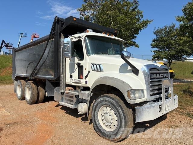 Mack GU713 Autobasculanta