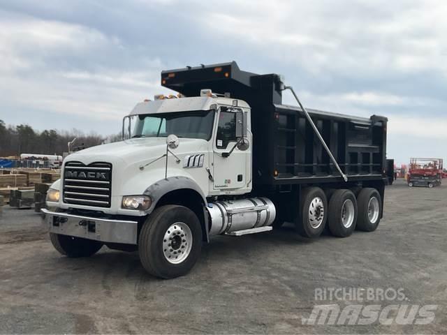 Mack GU713 Autobasculanta