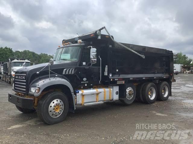 Mack GU713 Autobasculanta