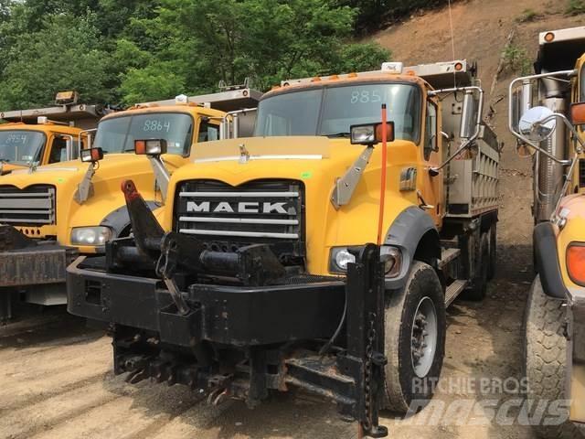 Mack GU713 Lame pentru dezapezire si pluguri