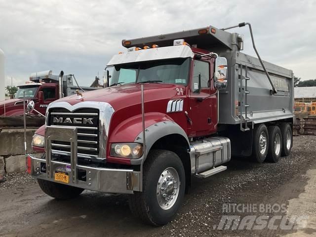 Mack GU713 Autobasculanta