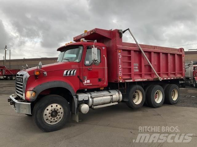 Mack GU713 Autobasculanta