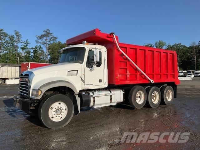 Mack GU713 Autobasculanta