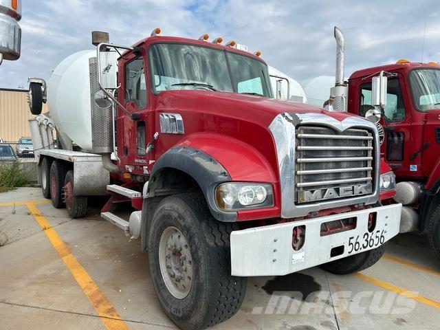 Mack GU713 Altele