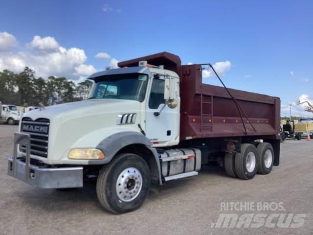 Mack GU813 Autobasculanta