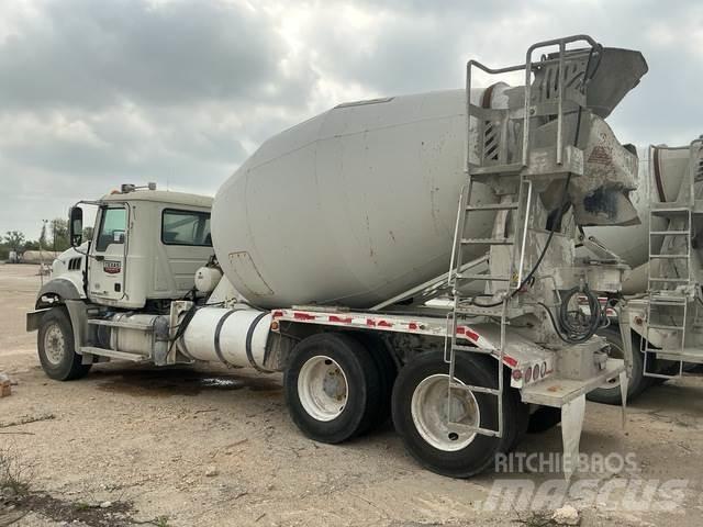 Mack GU813 Altele