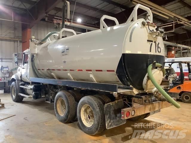 Mack GU813 Cisterne