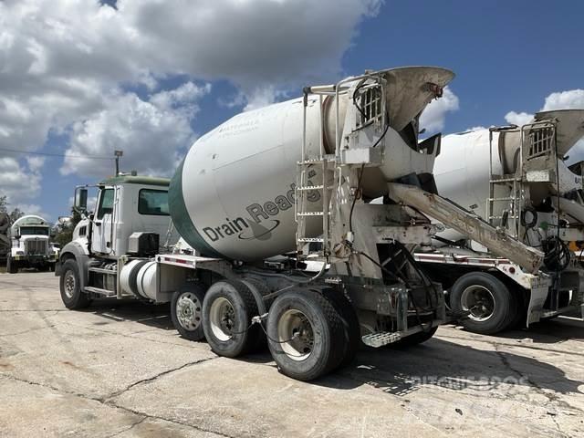Mack GU813 Altele