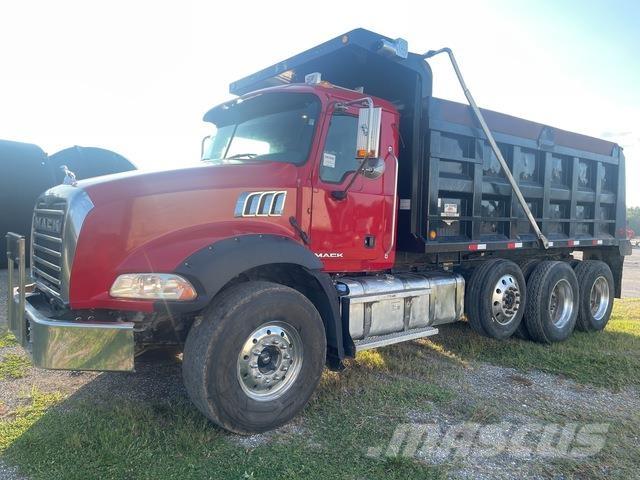 Mack GU813 Autobasculanta