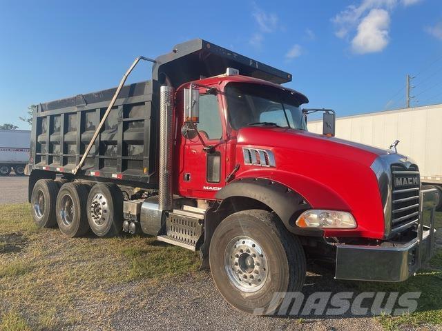 Mack GU813 Autobasculanta