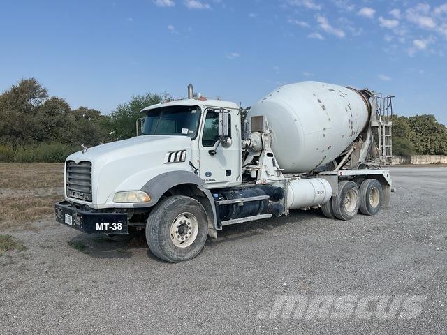 Mack GU813 Altele
