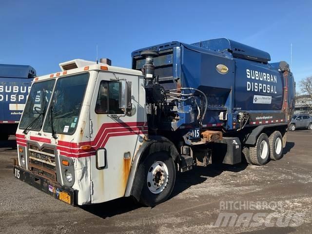 Mack LEU633 Camion de deseuri
