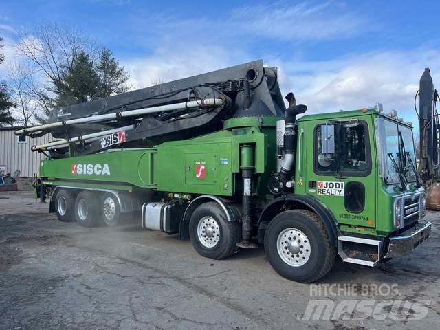 Mack MRU613 Pompa pentru beton