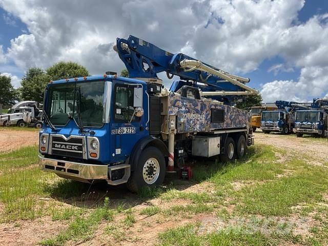 Mack MRU613 Pompa pentru beton