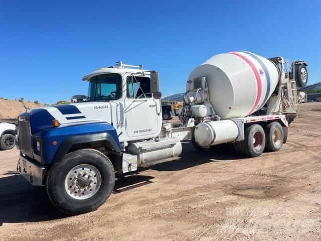 Mack RD Altele