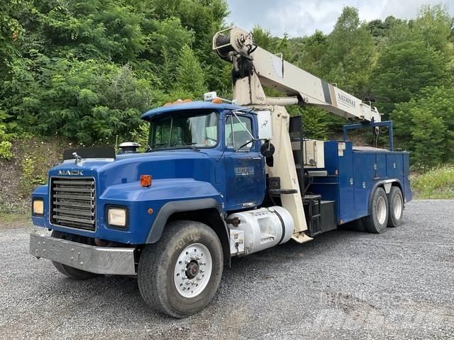 Mack RD688S Altele
