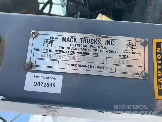 Mack RD688S Camion cu incarcator