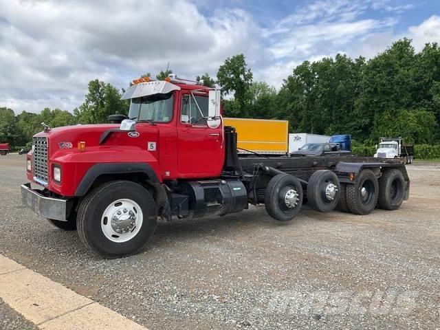 Mack RD688S Camion cu incarcator
