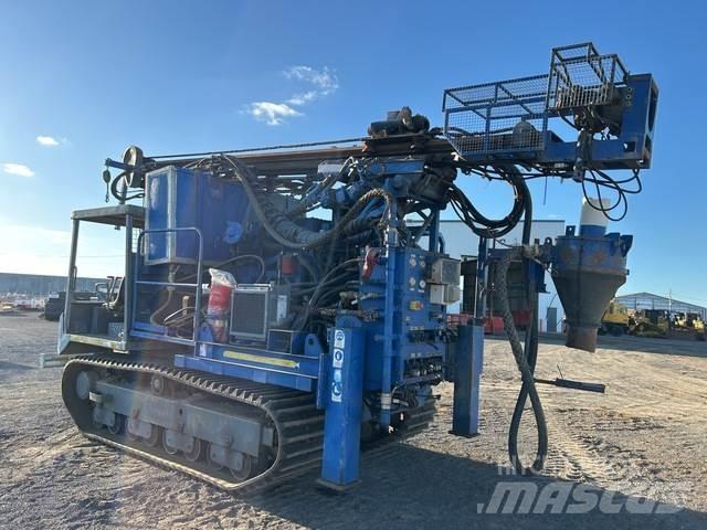 Mantis 200 Echipamente de forare la suprafata