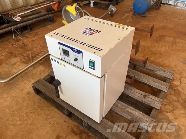  MaxWell Utilaje construcții - Altele