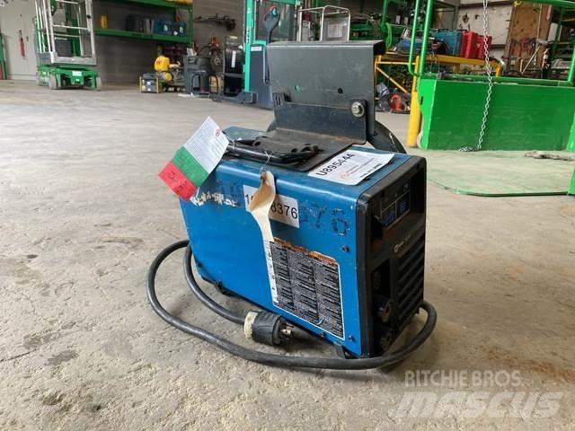 Miller CST 282 Masini de sudat