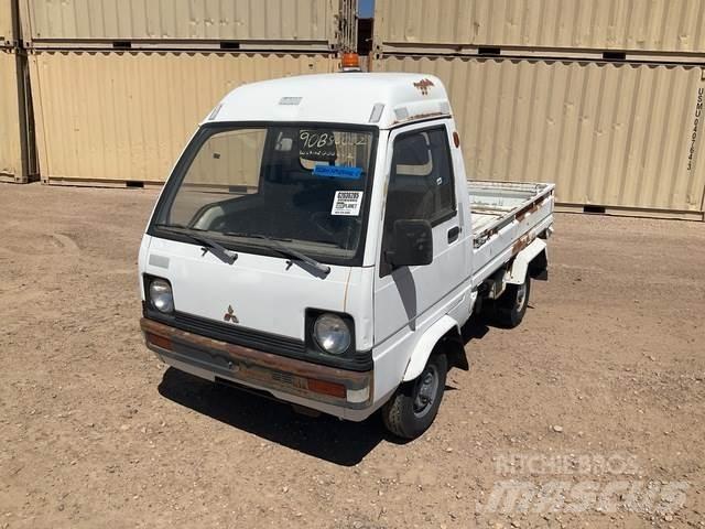 Mitsubishi  Masini utilitare