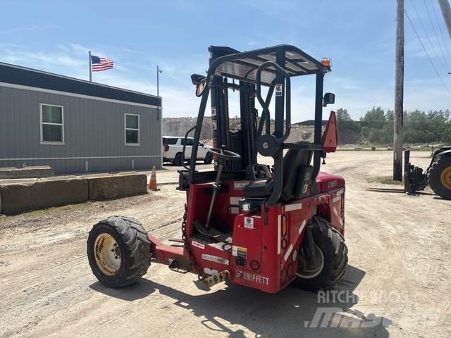 Moffett M45P Stivuitoare montate pe camioane