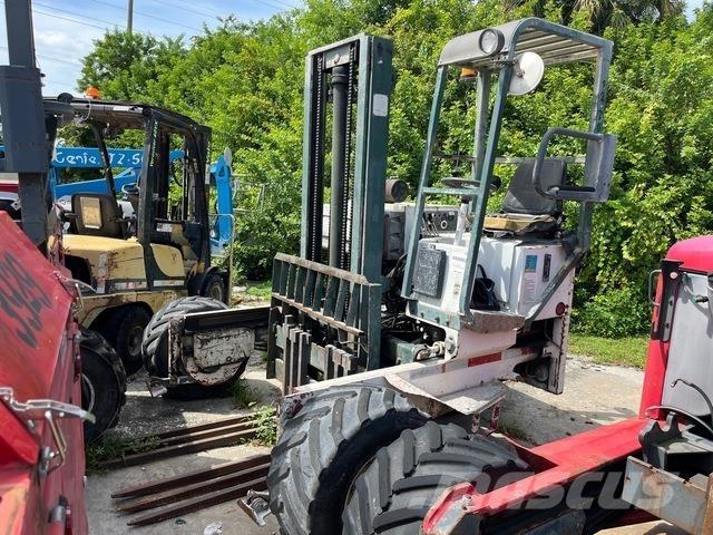 Moffett M5000 Stivuitoare montate pe camioane