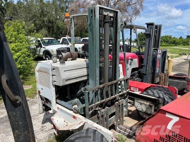 Moffett M5000 Stivuitoare montate pe camioane