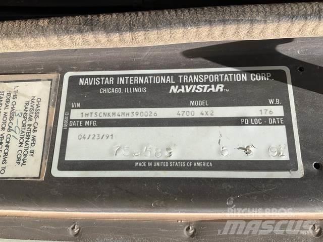 Navistar 4700 Autocamioane