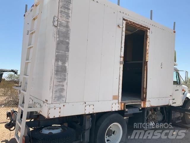 Navistar 4700 Autocamioane