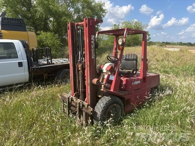 Nissan 258H Utilaje construcții - Altele